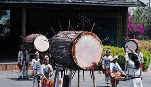 基诺族住什么房子，基诺族的建筑艺术